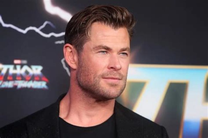 Chris Hemsworth Height: The Real Story Behind the Superstar's Stature