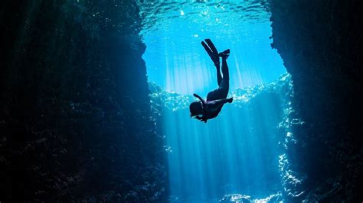 Gracie Abrams Bikini: A Deep Dive into the Trend, Her Story, and the Impact