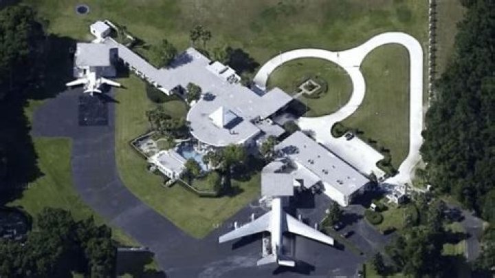 John Travolta's House: A Look Inside!