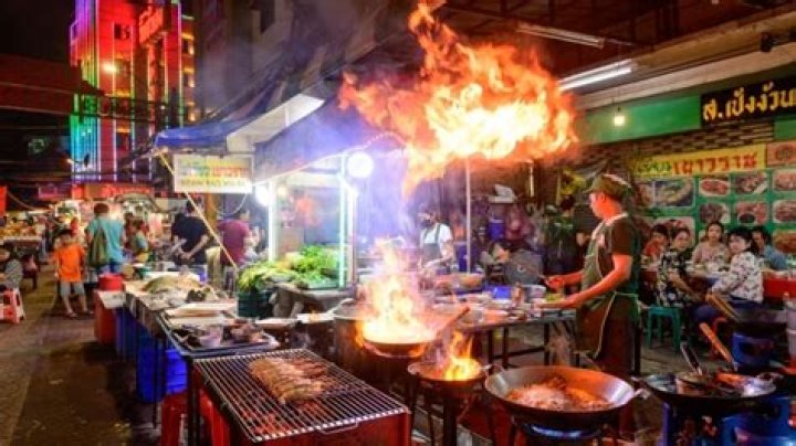 Mai Chan BKK: Exploring the Iconic Thai Street Food Scene