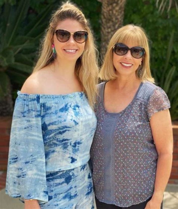 Sandra Lynn Modic: The Inspiring Journey of a Remarkable Woman