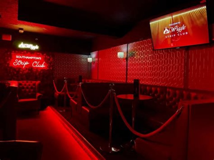 True Blood Bar Owner: The Ultimate Guide to Owning a Vampiric-Themed Bar