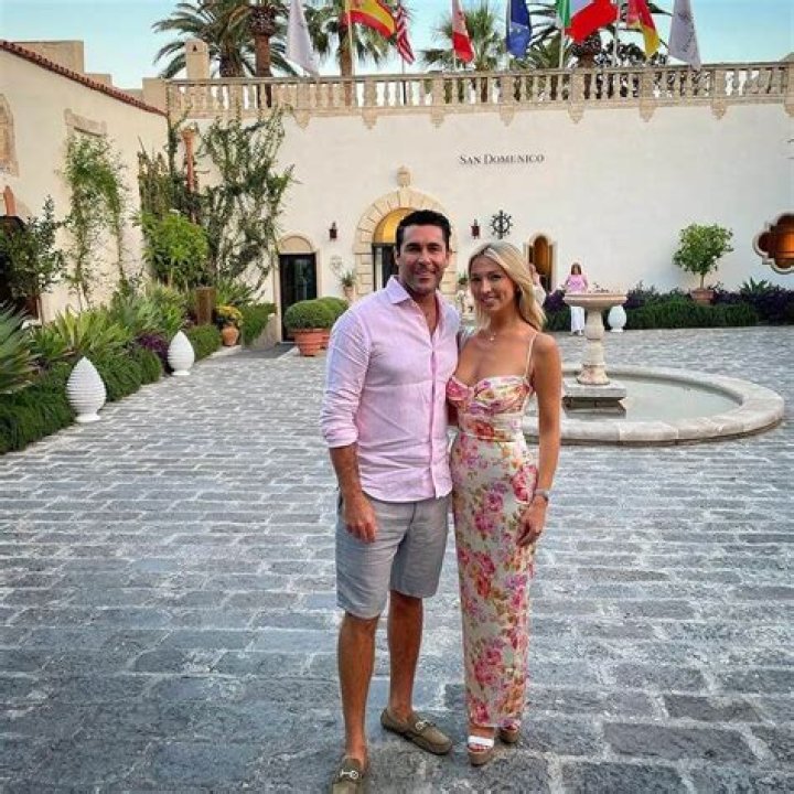 Who Is Rob Schmitt Wife? A Comprehensive Look at Rob Schmitt's Personal Life